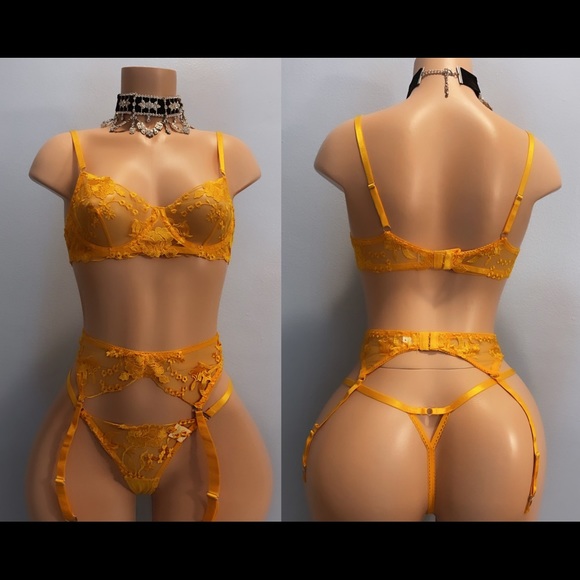 Lingerie set - Picture 3 of 4